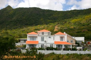 Robinson-Villa_SurfMauritius_ru--300x199.jpg